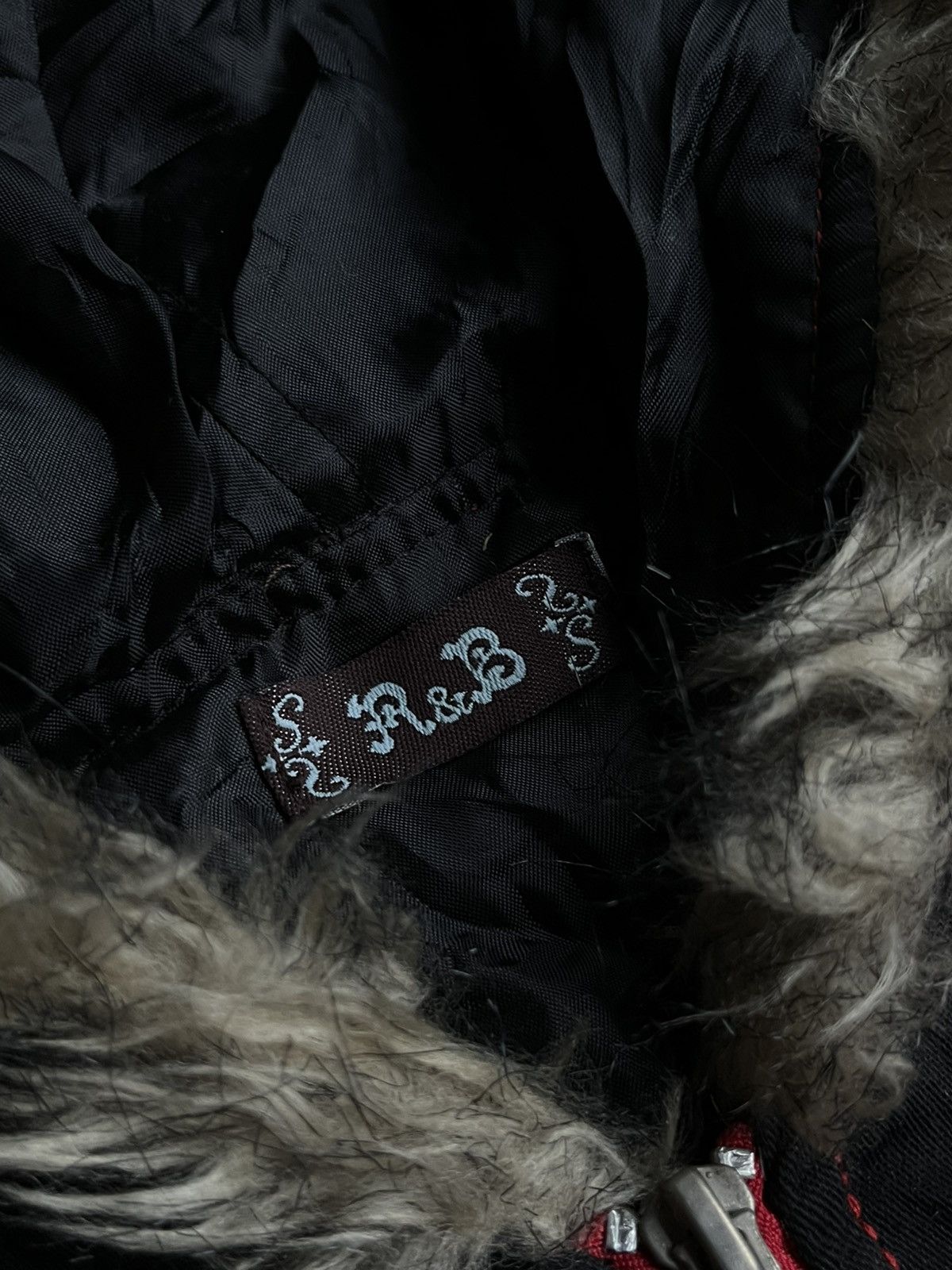 Mari's Rock JAPANESE GOTHIC FUR HOODIE CAT EAR SEDITIONARIES VKEI PUNK Size US M / EU 48-50 / 2 - 11 Thumbnail