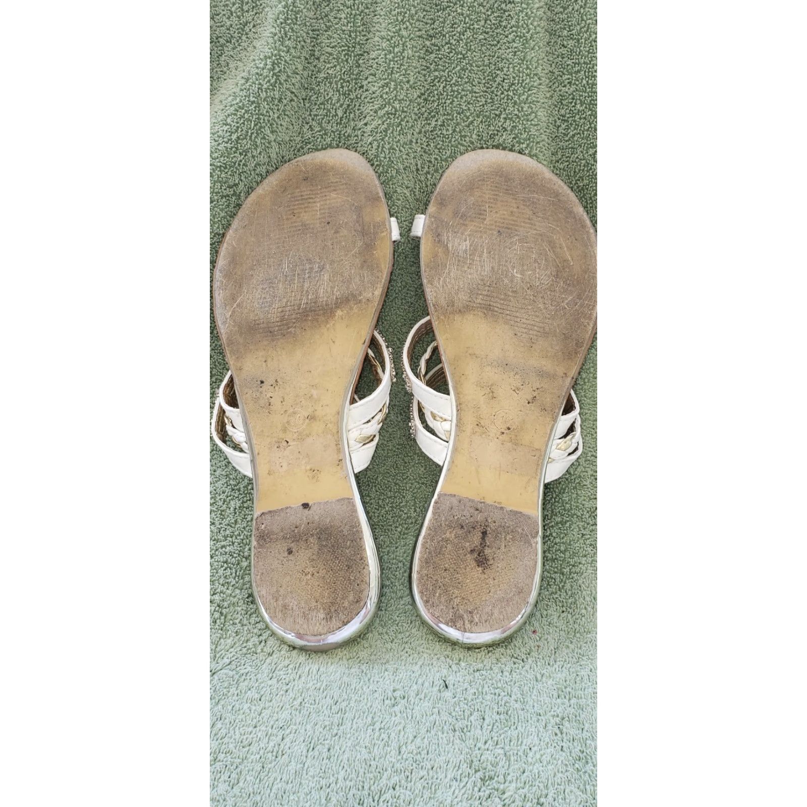 Vintage Liliana Toe Sling Sandal Slide In White Leather 2 Rhinestone Bands Gold Band 100% Leather Size 10M Women Shoes Size US 8 / IT 38 - 6 Thumbnail