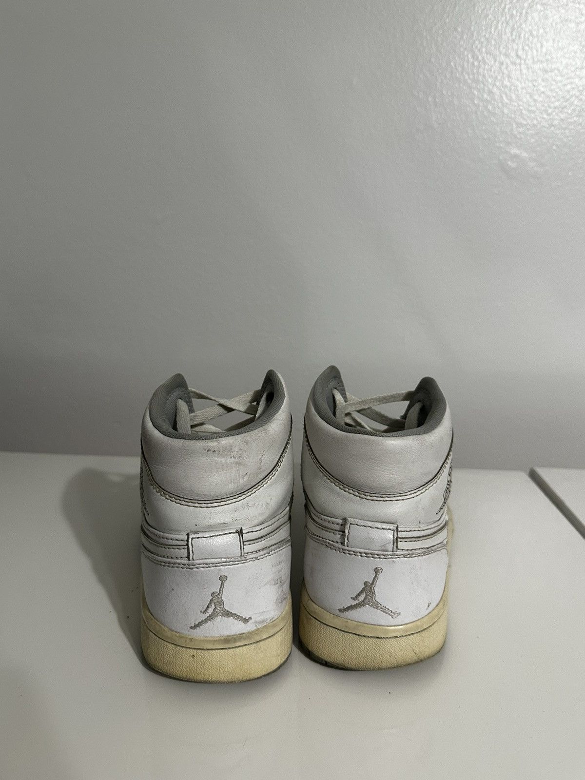 Nike Nike air Jordan 1 mid Size US 8.5 / EU 41-42 - 4 Thumbnail