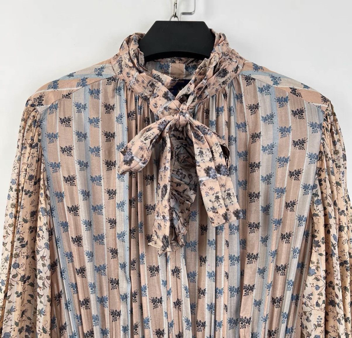 Louis Vuitton Louis Vuitton Floral Lantern Sleeve Tie Dress K12 Size XS / US 0-2 / IT 36-38 - 4 Thumbnail