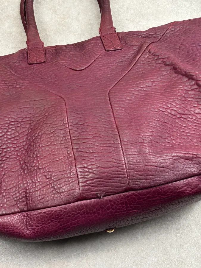 Yves Saint Laurent Yves Saint Laurent Bordeaux Leather Quilted Handle Bag Size ONE SIZE - 10 Thumbnail