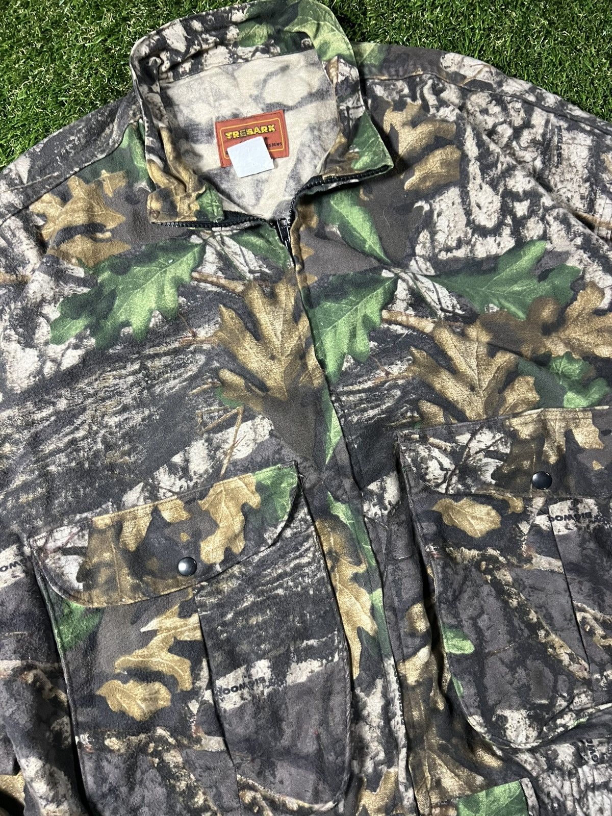 Vintage Vintage 90s Real Tree Camo Boxy Essential Fall Faded Jacket Size US XL / EU 56 / 4 - 2 Thumbnail