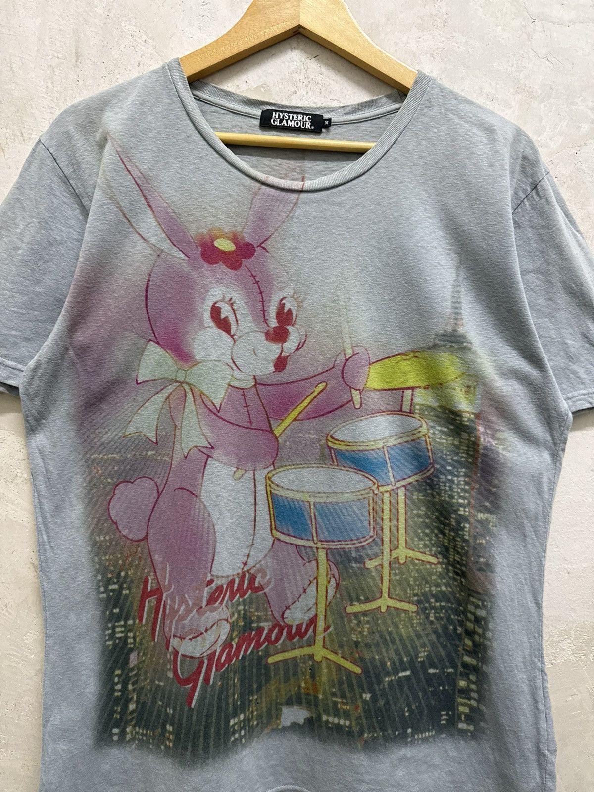 Hysteric Glamour Distressed Hysteric Glamour Bunnies Idol Drum Over Tshirt Size US M / EU 48-50 / 2 - 2 Thumbnail