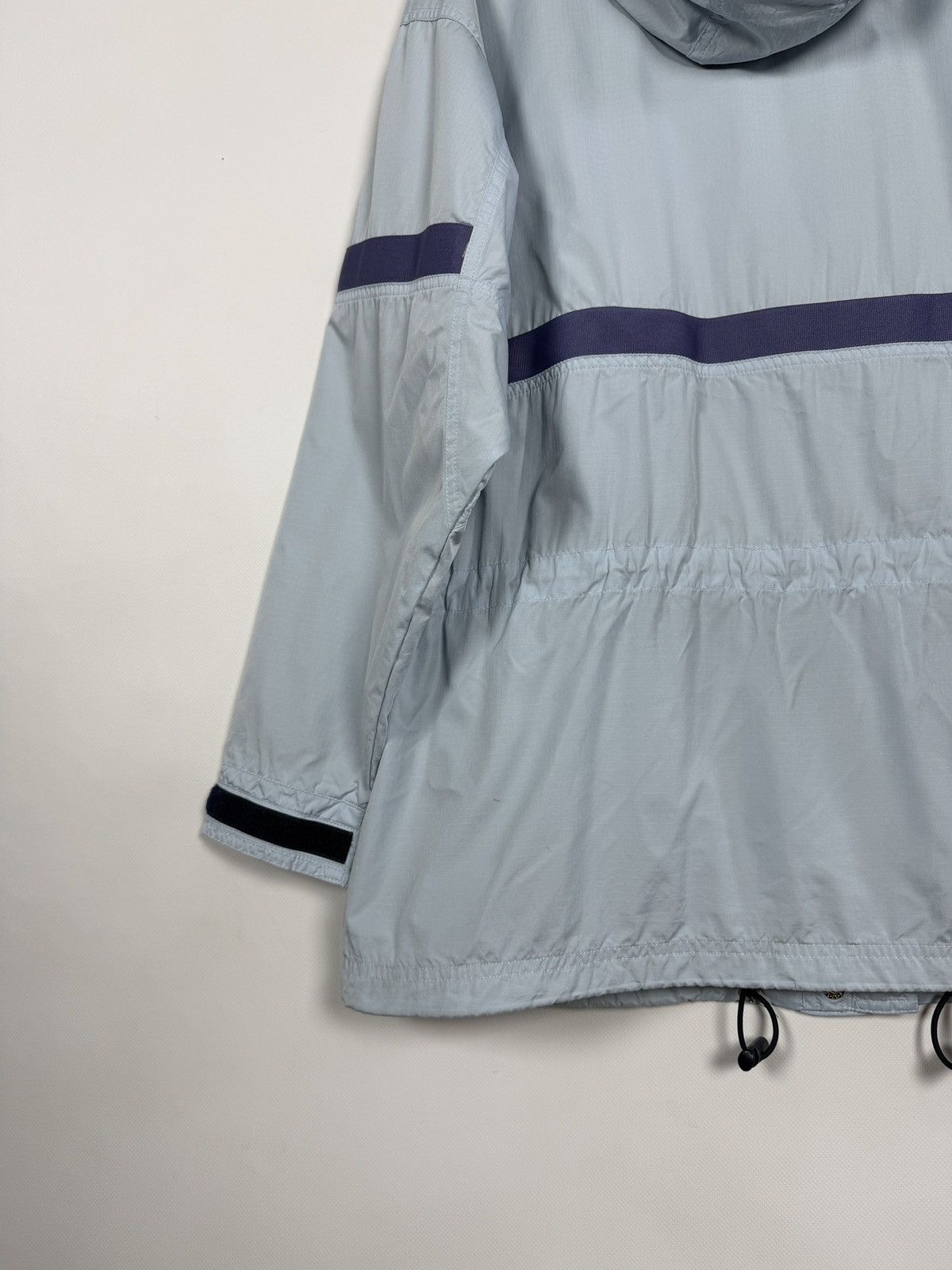 Reebok Women’s Vintage 90s Reebok Nylon Jacket Windbreaker Size L Size L / US 10 / IT 46 - 13 Thumbnail