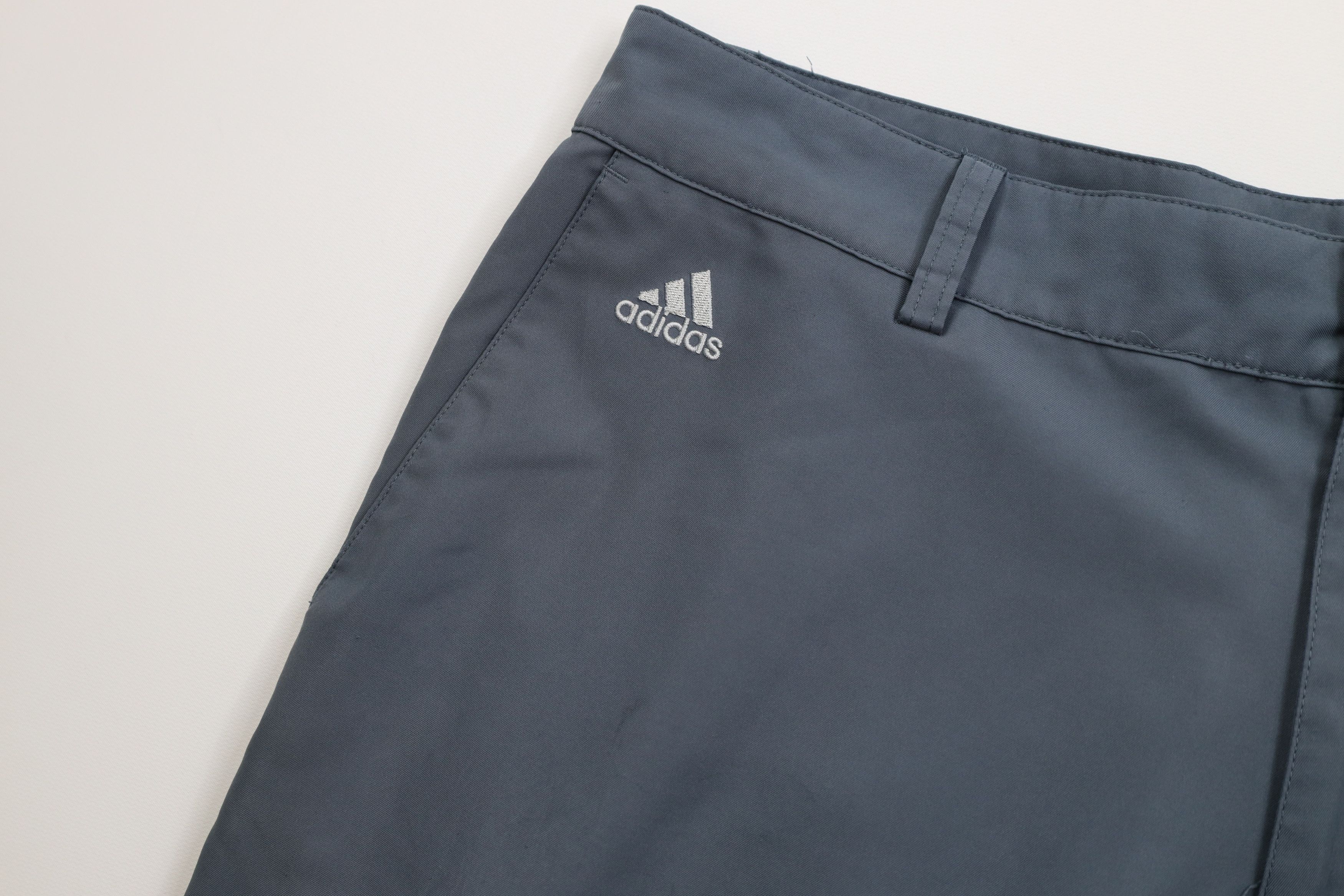Adidas Adidas Golf Spell Out Tech Golfing Chino Shorts Gray Size US 34 / EU 50 - 7 Thumbnail