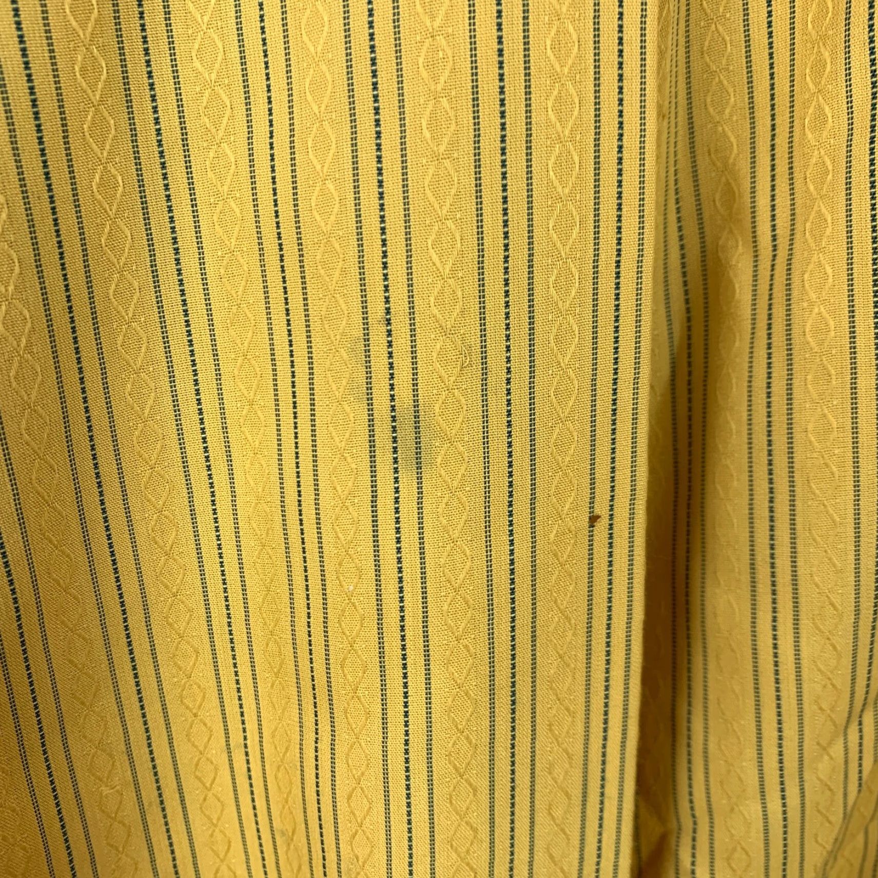Arrow Vintage Arrow Drake II Sanforized Button Front Shirt 1950s Kent Collection Yellow 15 32 Mens Mens? Size US M / EU 48-50 / 2 - 5 Thumbnail