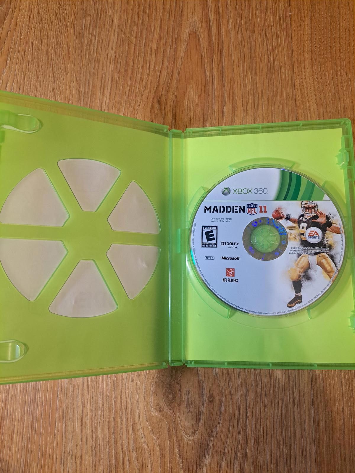 Other NFL Madden 11 Xbox 360 Video Game Size ONE SIZE - 3 Thumbnail
