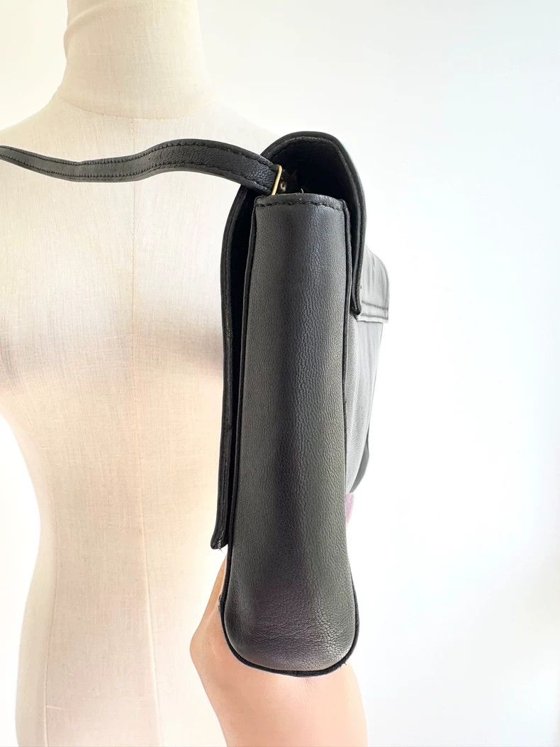 Vivienne Westwood Vivienne Westwood size os Black Saturn leather Saturn shoul Size ONE SIZE - 6 Thumbnail