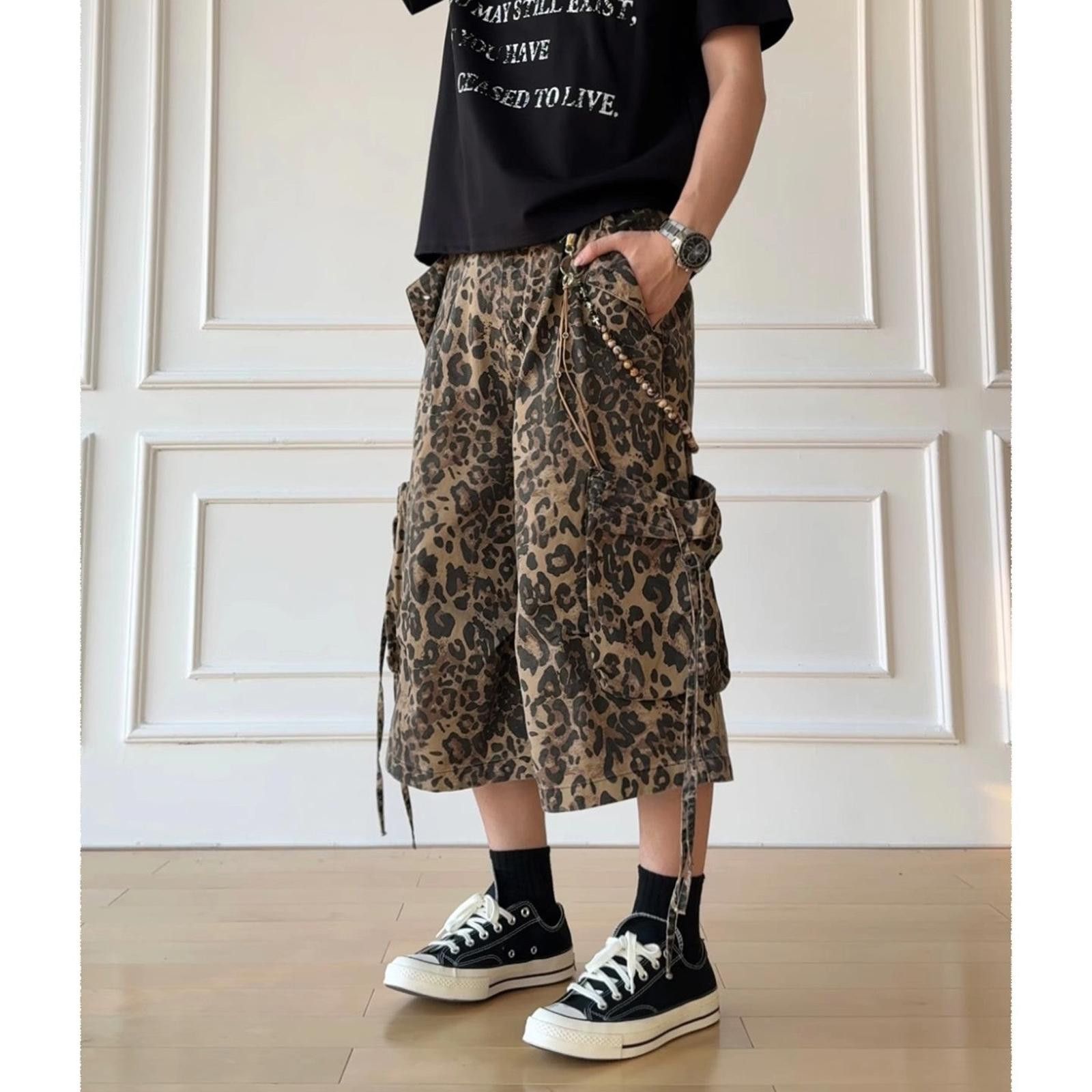 Vintage Leopard Print Long Wide Cargo Jorts, Baggy Shorts Size US 33 - 2 Thumbnail