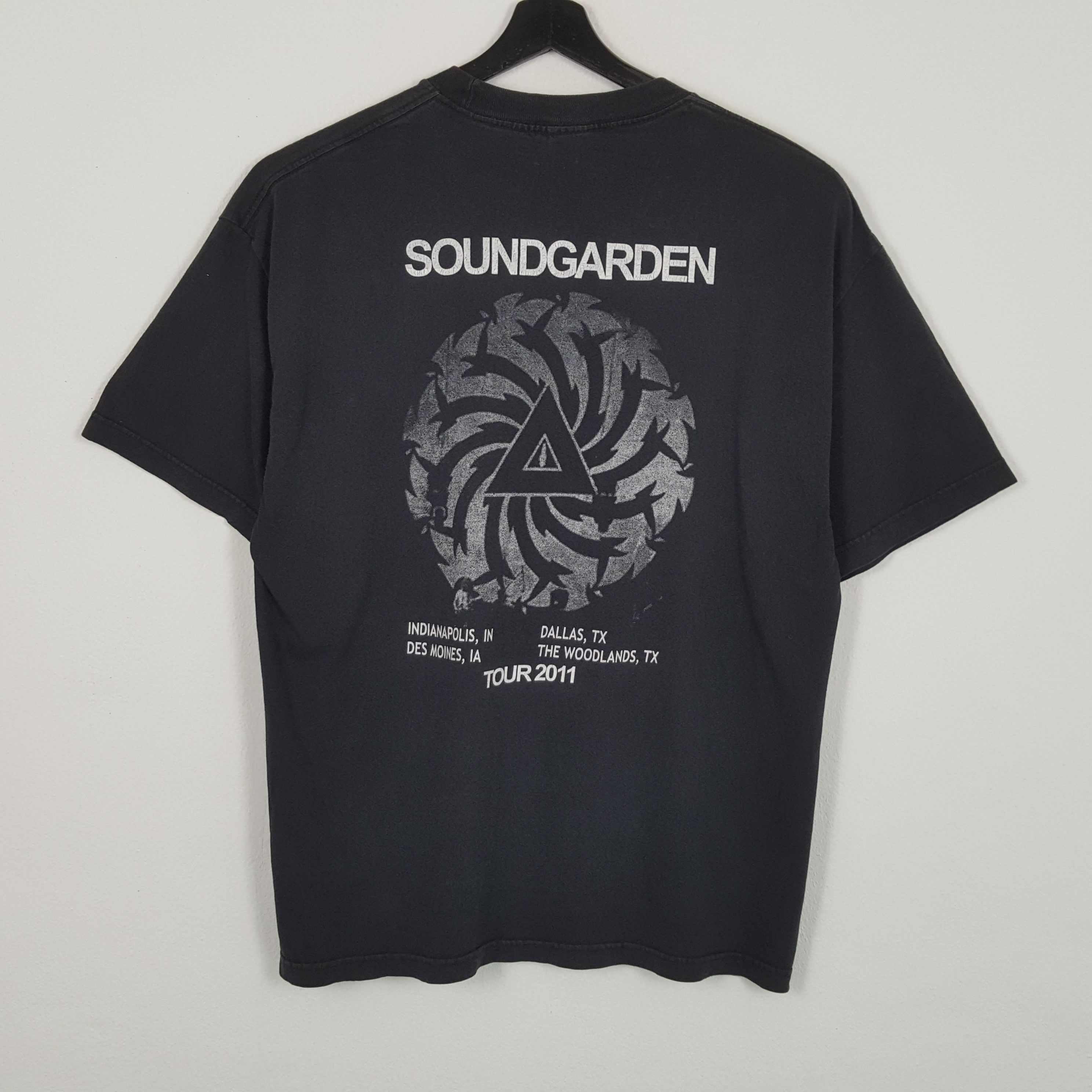 Band Tees SOUNDGARDEN Rock Band Music Tour Tshirt Size US XL / EU 56 / 4 - 3 Thumbnail