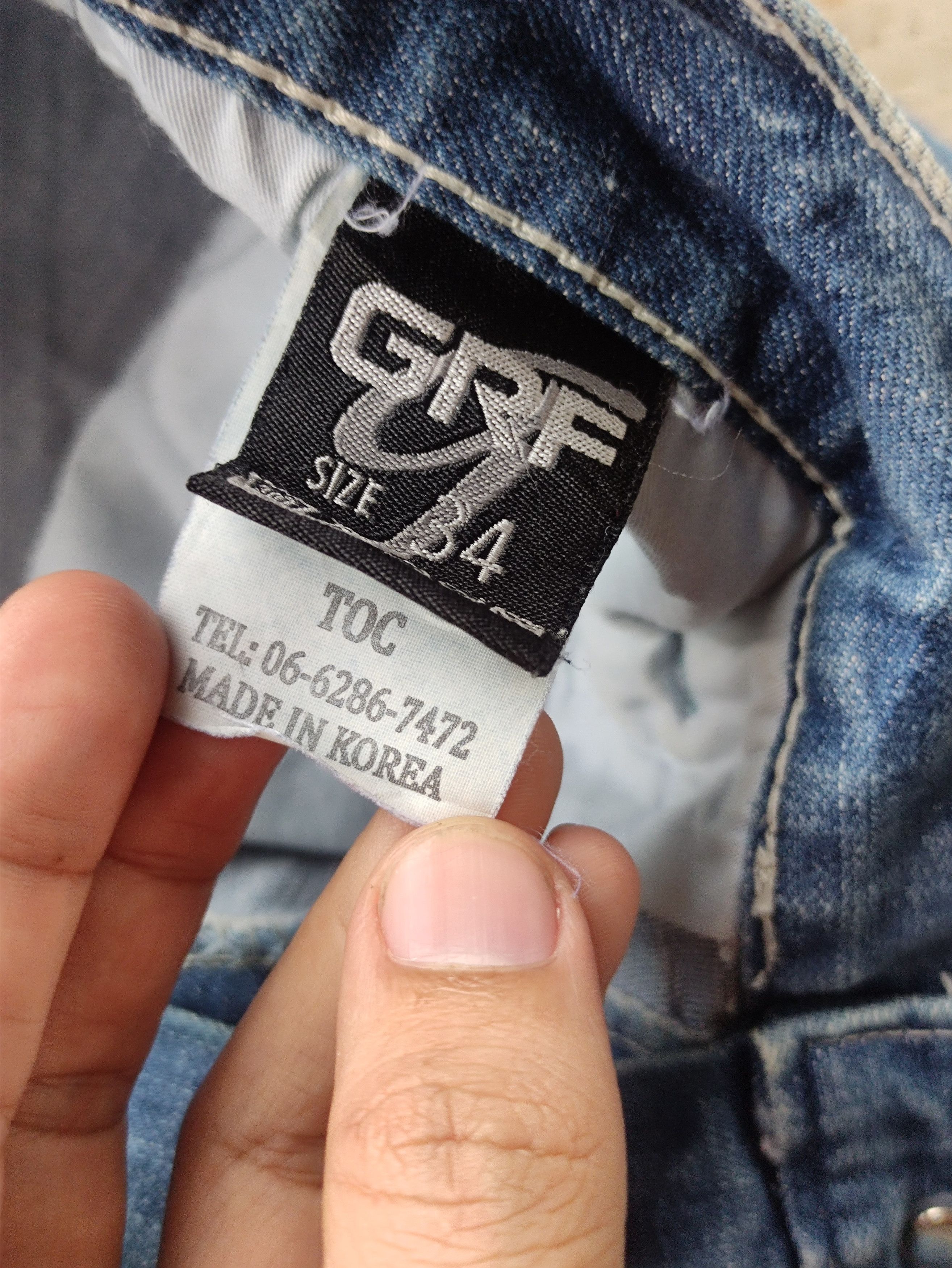 Japanese Brand Vintage GRF Collection Jean Distressed Faded Denim Size US 36 / EU 52 - 8 Thumbnail