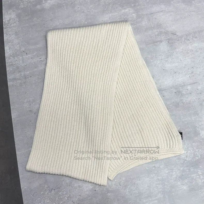 Chanel Chanel Sequined letter cashmere scarf Size ONE SIZE - 4 Thumbnail