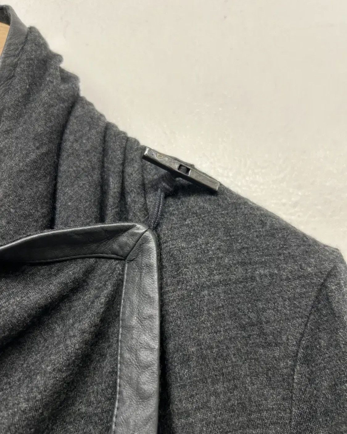 Helmut Lang Helmut Lang Asymmetric Wool Wrap Cardigan Size S / US 4 / IT 40 - 7 Thumbnail