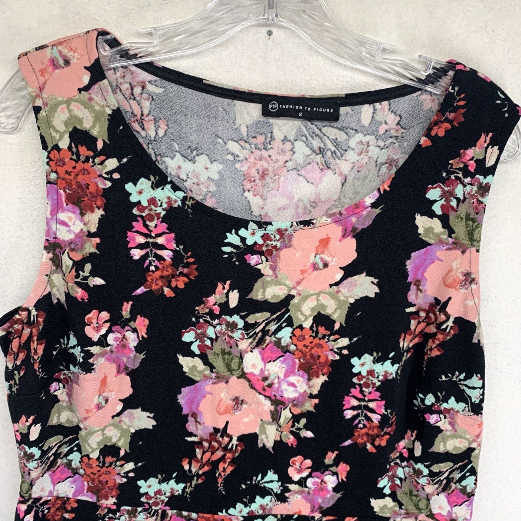 Vintage Fashion to Figure Maxi Dress Woman’s Plus Size Black Floral Size 2 Size XS / US 0-2 / IT 36-38 - 4 Thumbnail