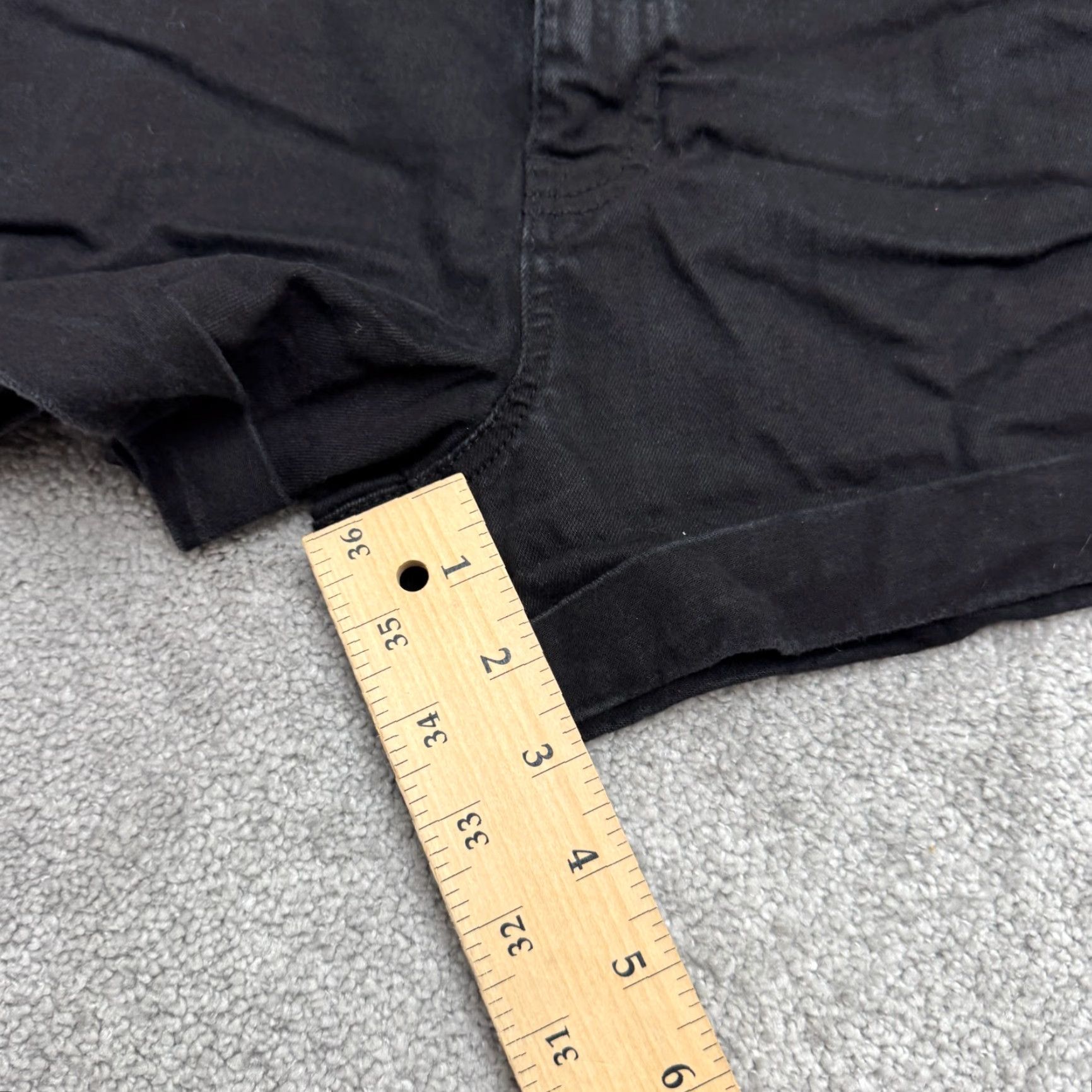 Vintage No Boundaries Denim Shorts - High Rise - Juniors 3 - Black - 3 inseam - 24" waist - 5-Pocket - Stretch Casual Summerwear - City Street Theme - Womens Size 26" / US 2 / IT 38 - 6 Thumbnail