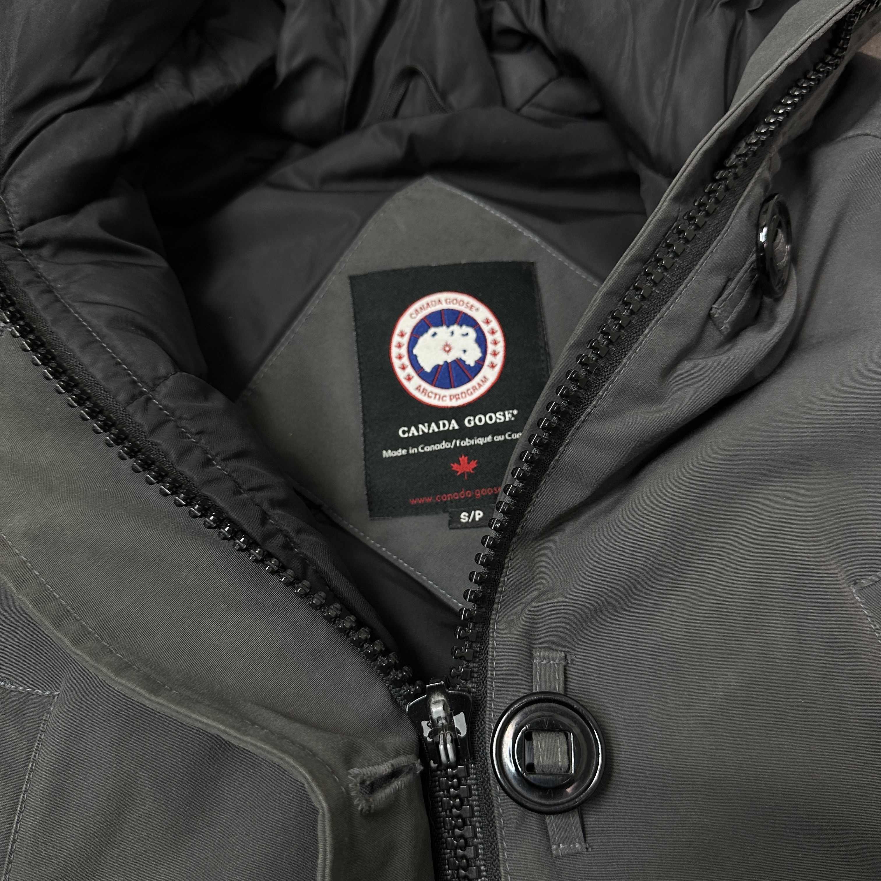 Canada Goose Vintage Outdoor Canada Goose Chillwack Jacket Y2K Size US S / EU 44-46 / 1 - 5 Thumbnail