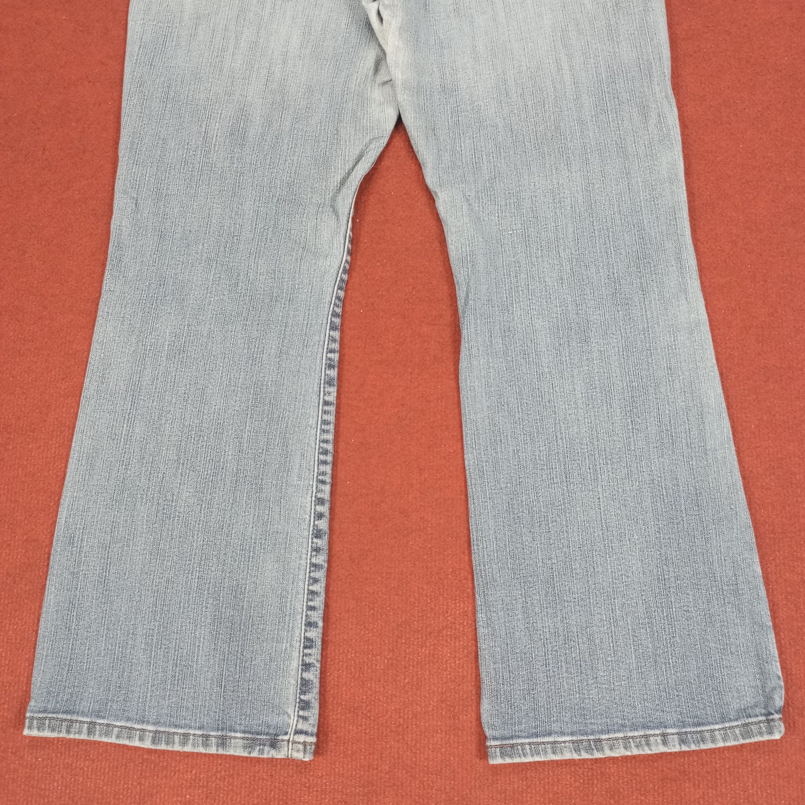 Levi's × Vintage Levis Streetwear Style Boot Cut Distressed Jeans Size 32" / US 10 / IT 46 - 6 Thumbnail