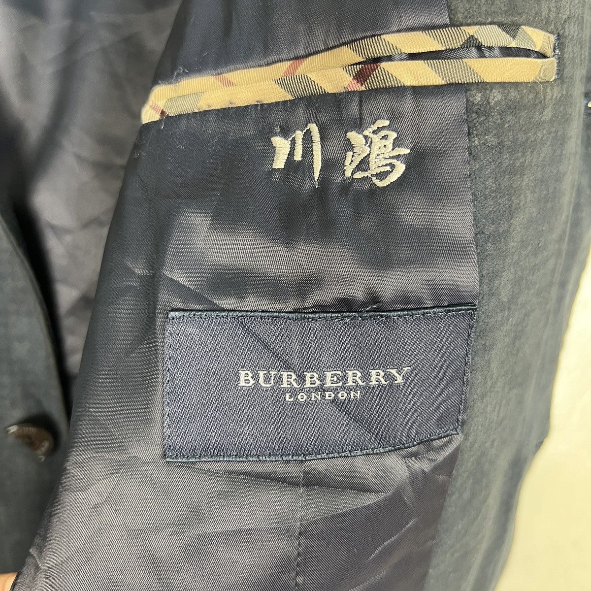 Burberry 🔥 BURBERRY LONDON artificial leather BLAZER JACKET Size US M / EU 48-50 / 2 - 15 Thumbnail