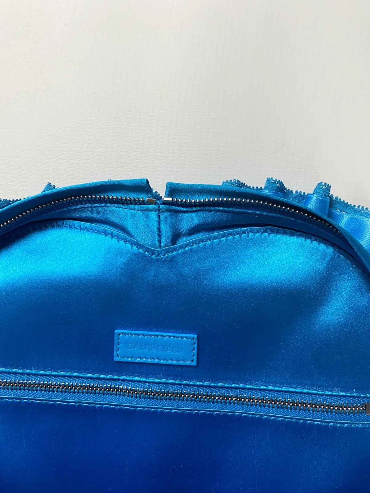 Balenciaga BALENCIAGA SS18 RUNWAY HEART RUFFLE BAG IN BLUE SZ:OS Size ONE SIZE - 3 Thumbnail