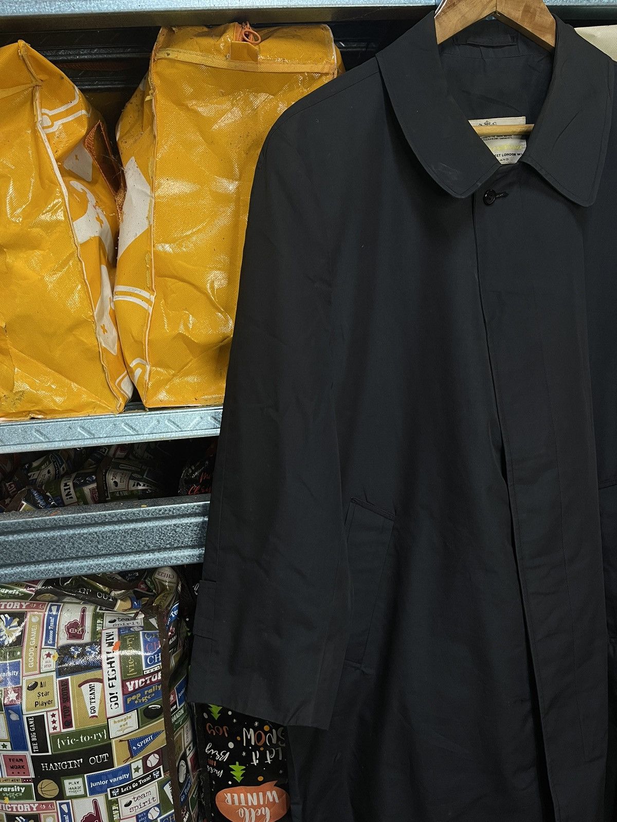 Aquascutum Aquascutum Regent Street Single Breast Coat Made in England Size US L / EU 52-54 / 3 - 3 Thumbnail