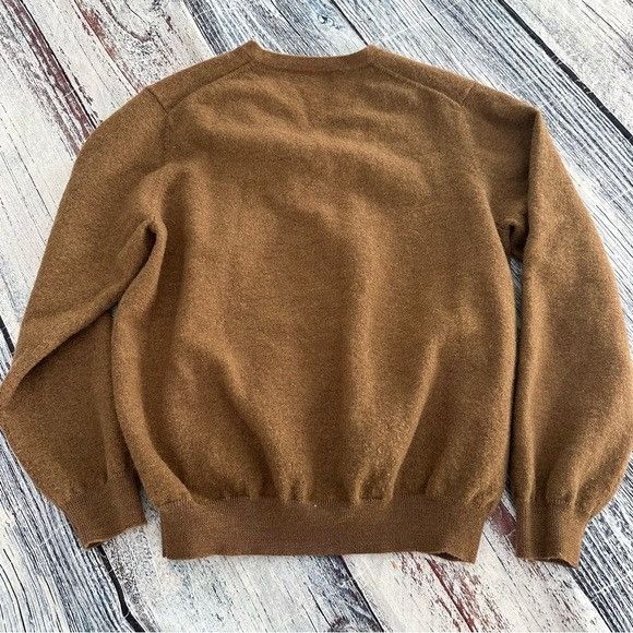 Brooks Brothers Brooks Brothers Tan V-Neck Merino Wool Sweater Size M / US 6-8 / IT 42-44 - 7 Thumbnail