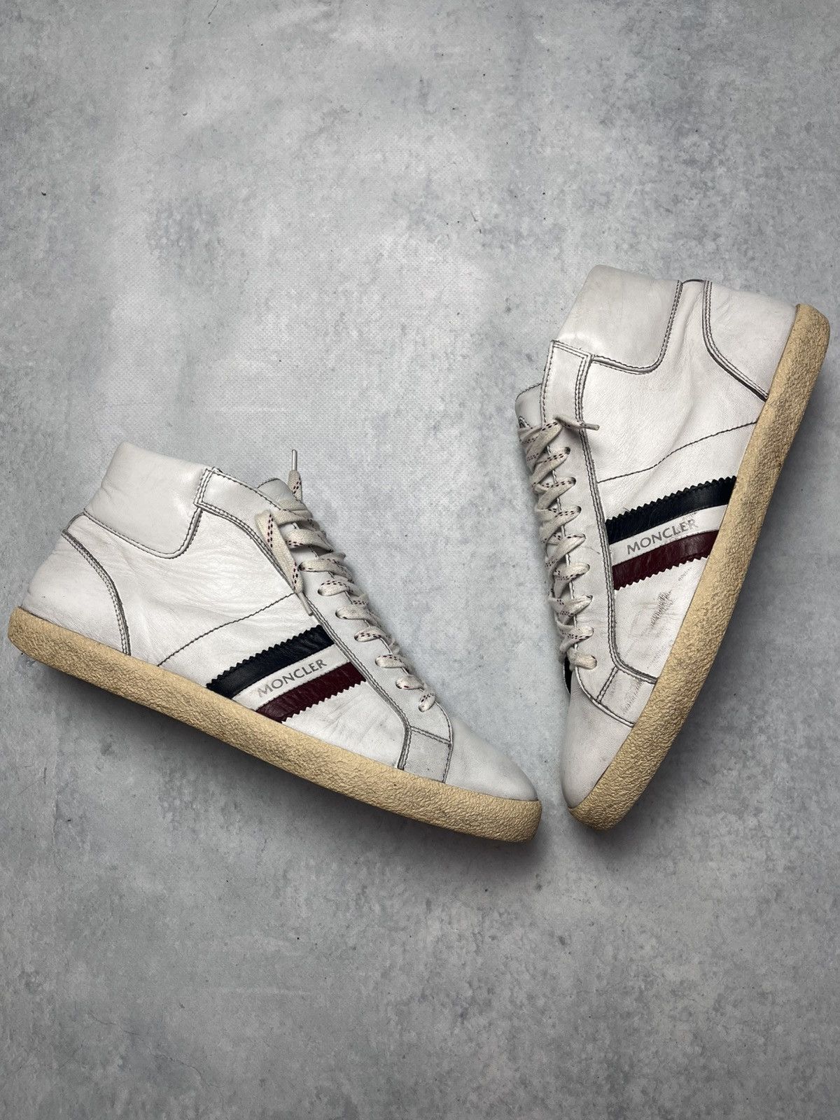 Moncler VERY RARE MONCLER HI LEATHER SNEAKERS Size US 9.5 / EU 42-43 - 1 Thumbnail
