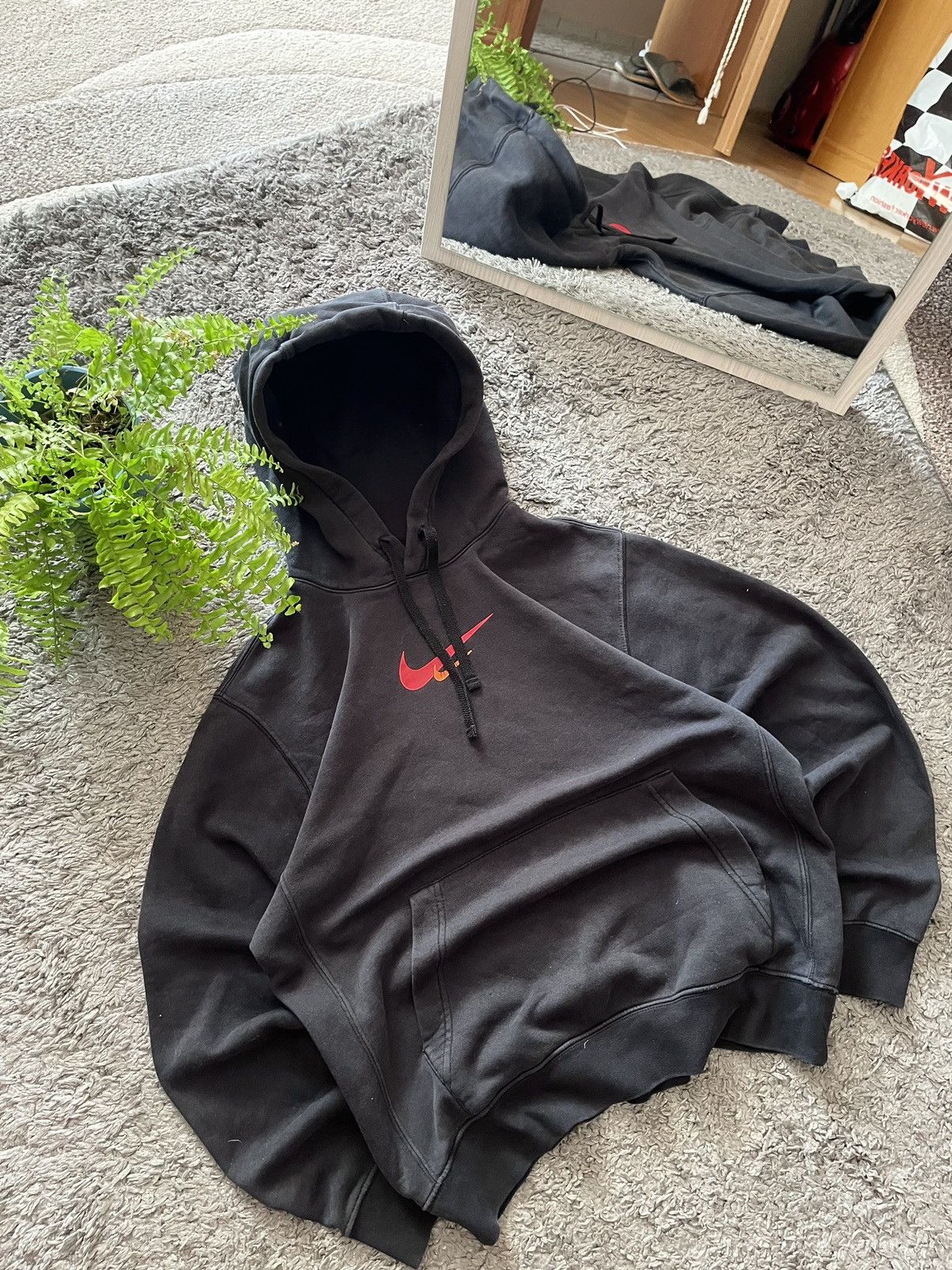 Nike × Vintage Nike Hoodie Streetwear Vintage Big Logo Swoosh Rare Size US M / EU 48-50 / 2 - 10 Thumbnail