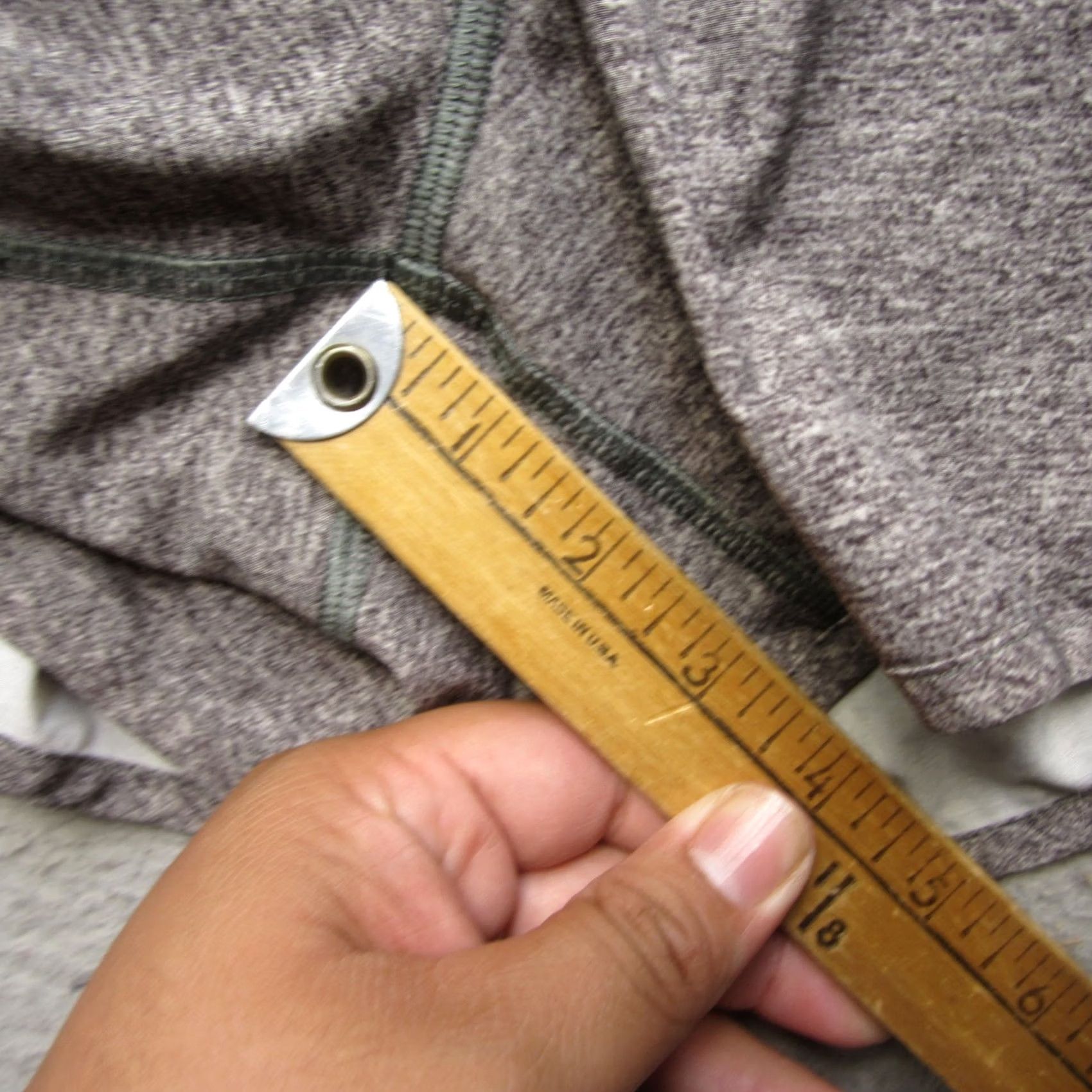 Lululemon Lululemon Tracker Short V 4" Womens 10 Gray Lined Running Yoga Athletic Size 32" / US 10 / IT 46 - 6 Thumbnail