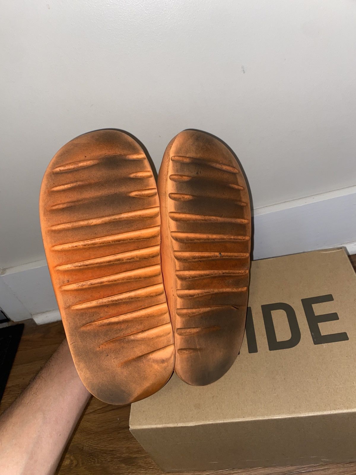 Adidas × Kanye West Adidas Yeezy Slides - Enflame Orange Size US 10 / EU 43 - 10 Thumbnail