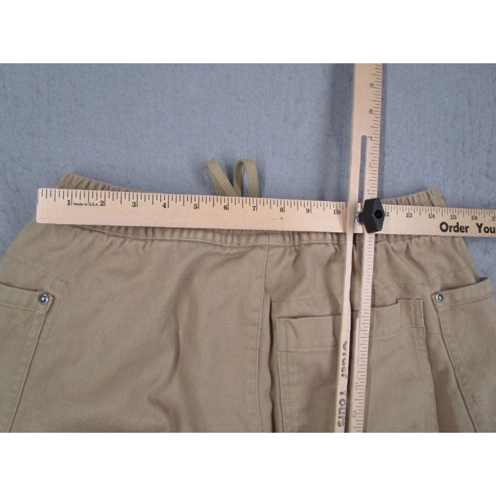Nike Nike Cargo Pants Mens M Beige Wide-Leg Cotton Cargo Pocket Swoosh 28x27 Vintage? No (remove) Life Utility Casual Distressed? (No) Size US 31 - 6 Thumbnail