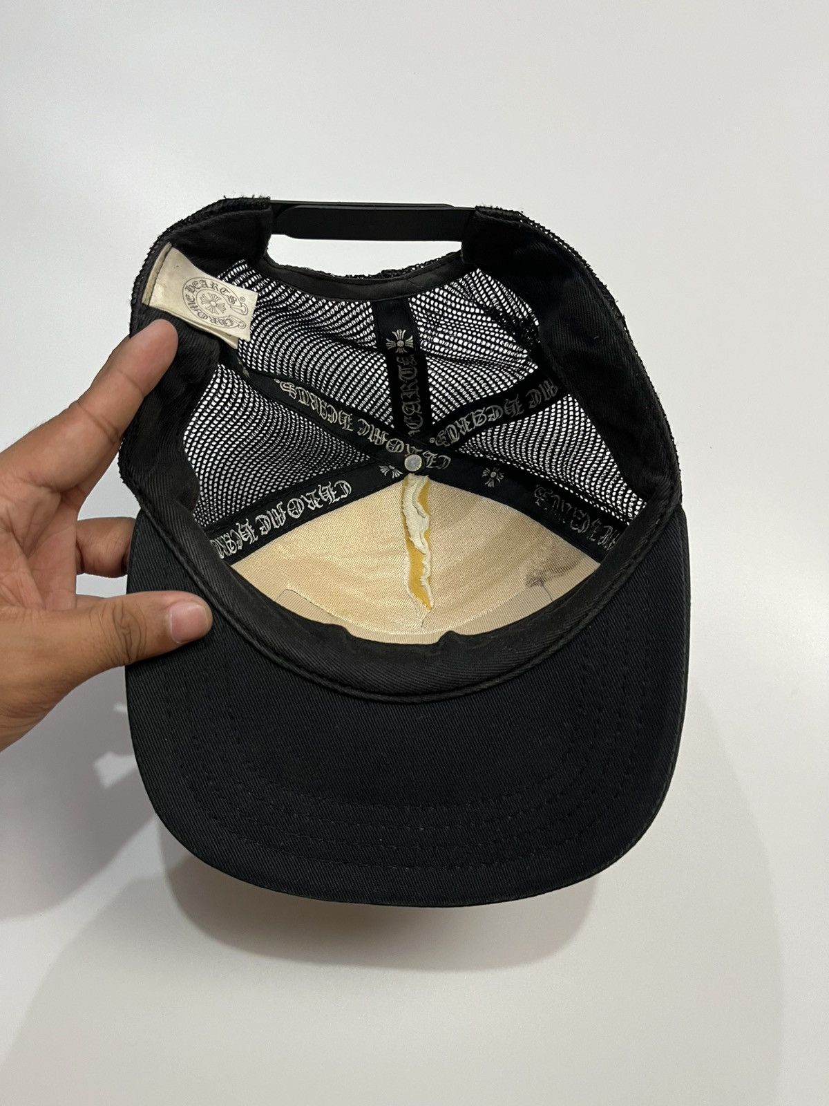 Chrome Hearts Chrome Hearts “FUCK” Hollywood Trucker Cap Size ONE SIZE - 2 Thumbnail