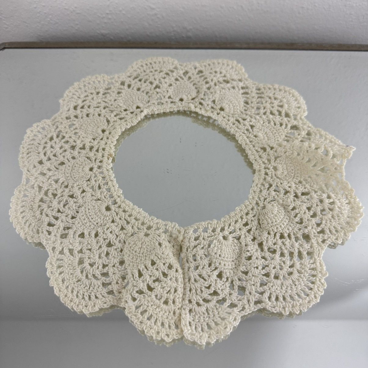 Vintage Vintage Handmade Ivory Crochet Lace Victorian Doily Collar Size ONE SIZE - 5 Thumbnail