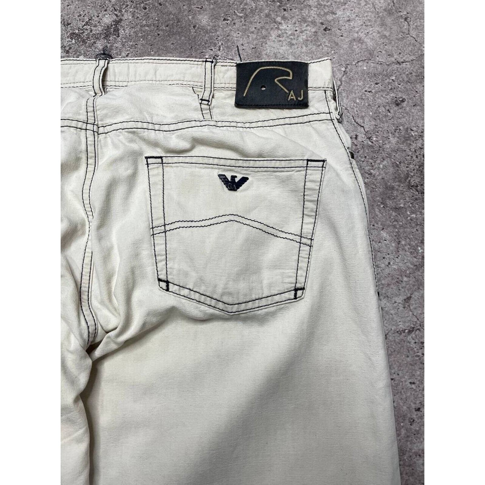 Armani × Vintage Vintage Armani Jeans White Denim Pants Size 36 Straight Fit Size US 36 / EU 52 - 5 Thumbnail