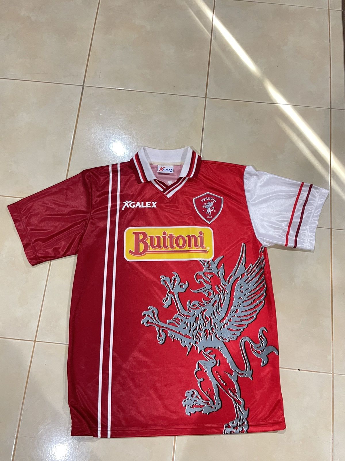 Other Match Issue Perugia 1998 Nakata 7 Buitoni Sponsor Size US XL / EU 56 / 4 - 1 Thumbnail