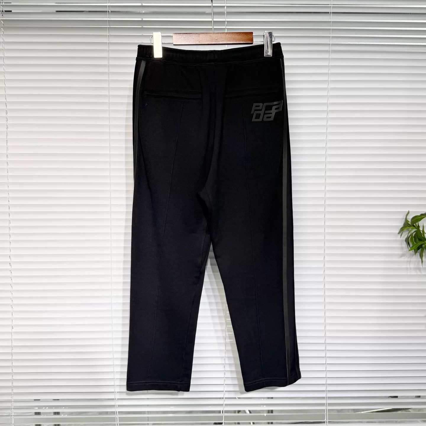 Prada Prada Track Pants Black Printed Logo Side Panel Size 26" / US 2 / IT 38 - 2 Thumbnail