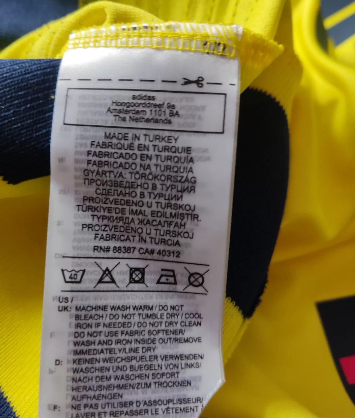 Adidas Fenerbahce 2020 2021 HOME FOOTBALL SHIRT JERSEY GD3746 Size US M / EU 48-50 / 2 - 7 Thumbnail