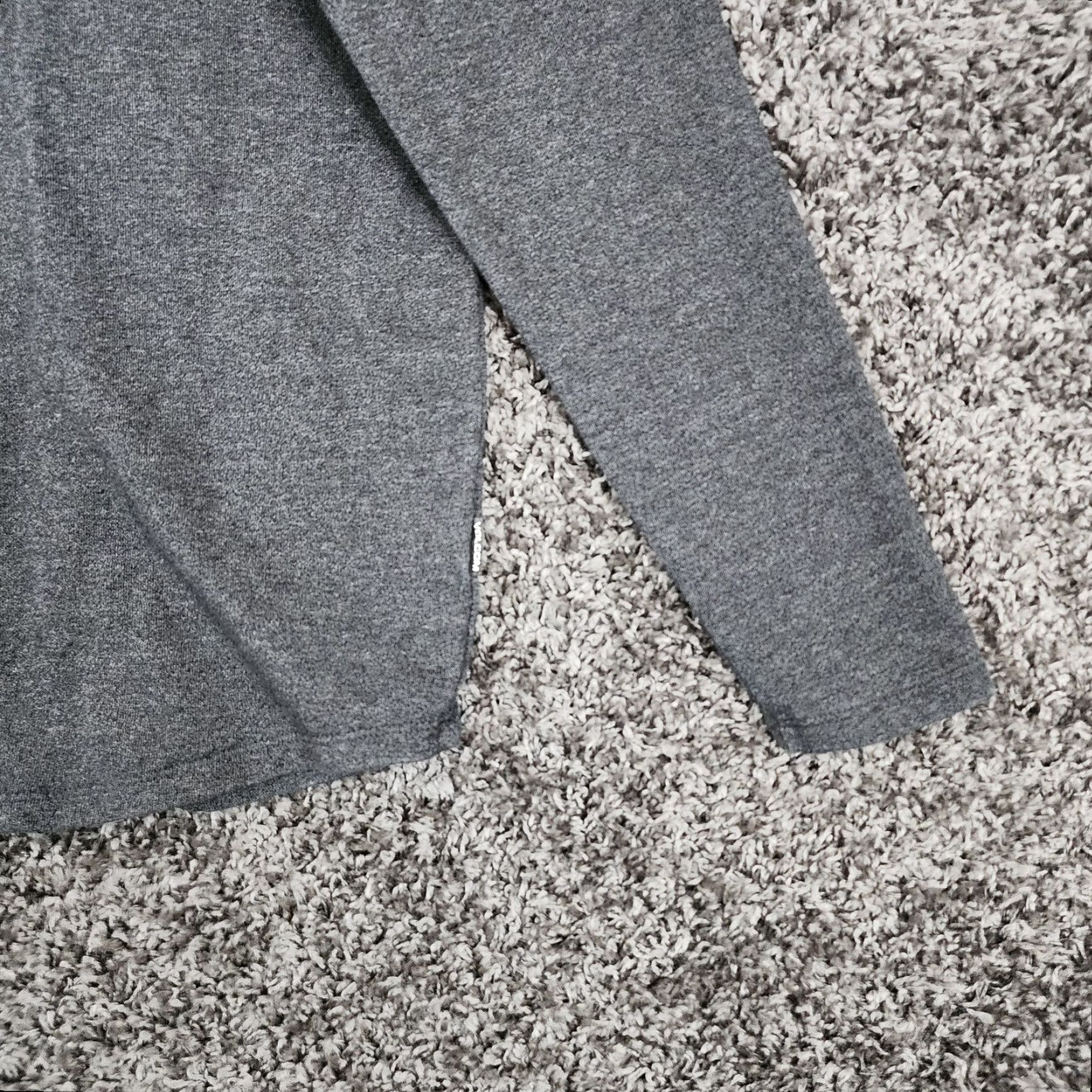 Volcom VINTAGE Volcom Mens Long Sleeve Sweater Size M Gray Lightweight Pullover Shirt Mens Size US M / EU 48-50 / 2 - 2 Thumbnail