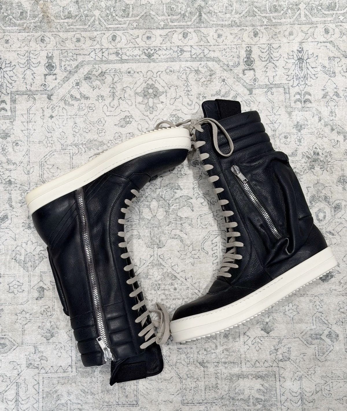Rick Owens Rick Owens combat boots in stock, black and white high-top Size US 9.5 / EU 42-43 - 2 Thumbnail