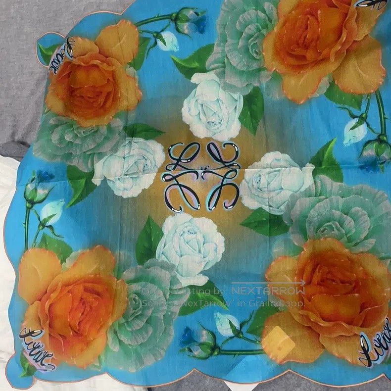 Loewe Loewe Rose Patterned Scarf Size ONE SIZE - 1 Thumbnail