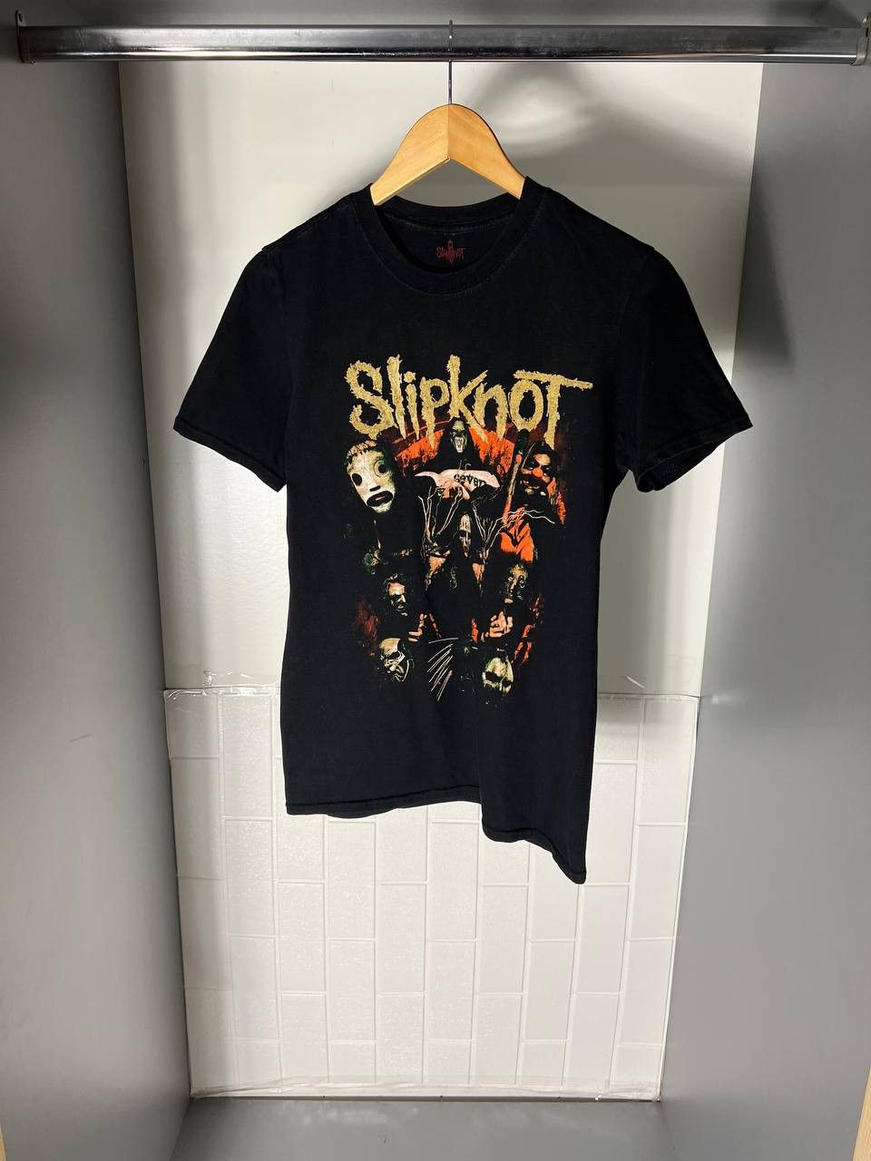 Band Tees VINTAGE SLIPKNOT WORLD TOUR ROCK T-SHIRT METAL PUNK Y2K 90s Size US S / EU 44-46 / 1 - 3 Thumbnail