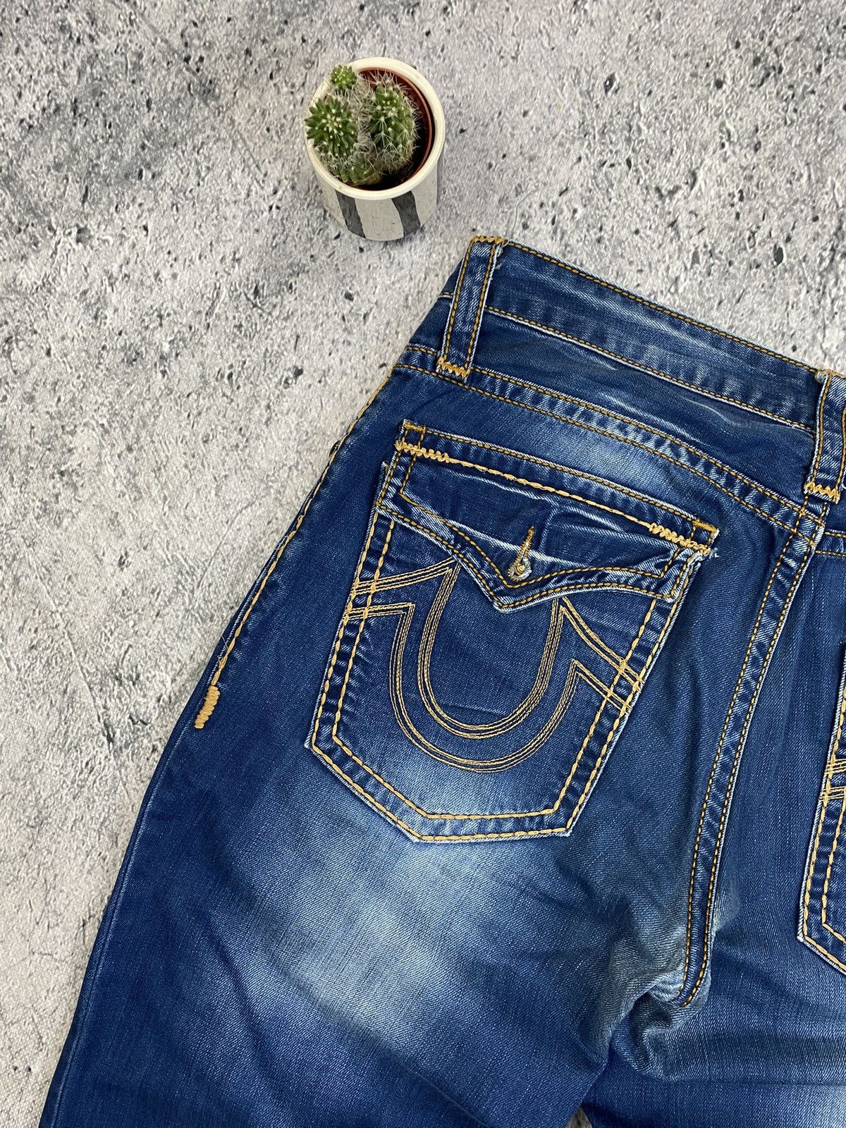 Japanese Brand × True Religion × Vintage True Religion Baggy Denim Pants Streetwear Size US 33 - 3 Thumbnail