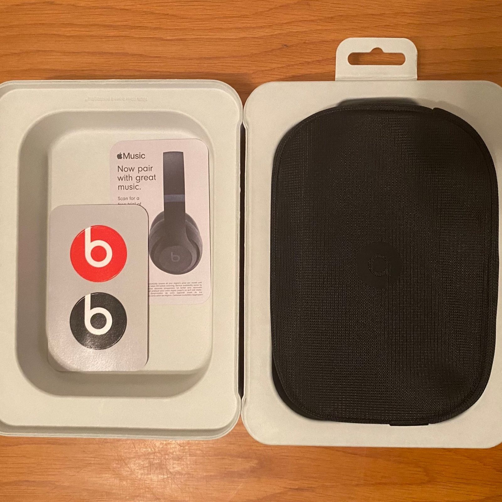 Beats By Dre Beats STUDIO Case, Beats Dr. Dre Headphones Canvas Pouch Size ONE SIZE - 1 Thumbnail
