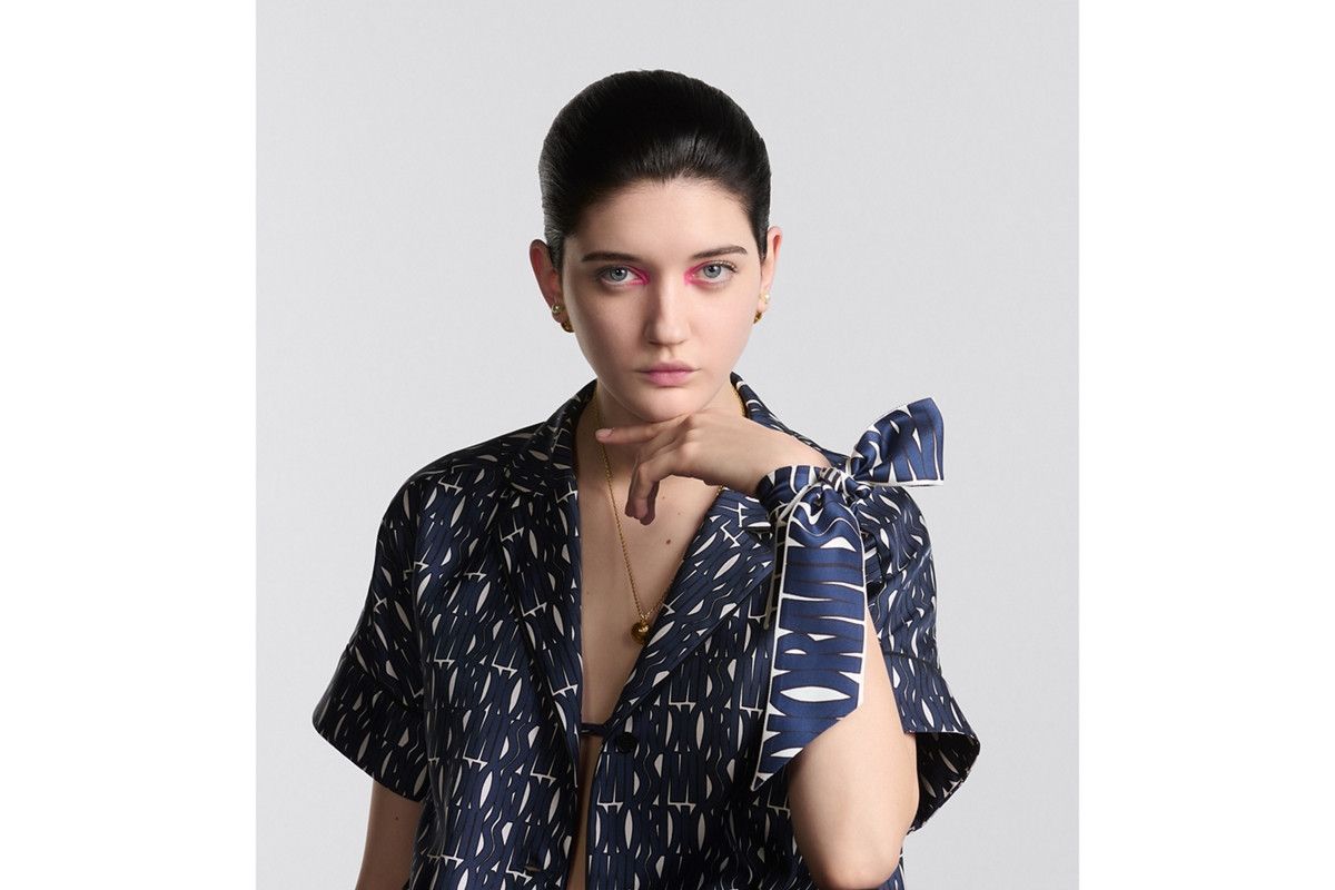 Dior o1bcso1str0226 Size:OS/Allover Scarf in White/Nevy Blue Size ONE SIZE - 6 Thumbnail