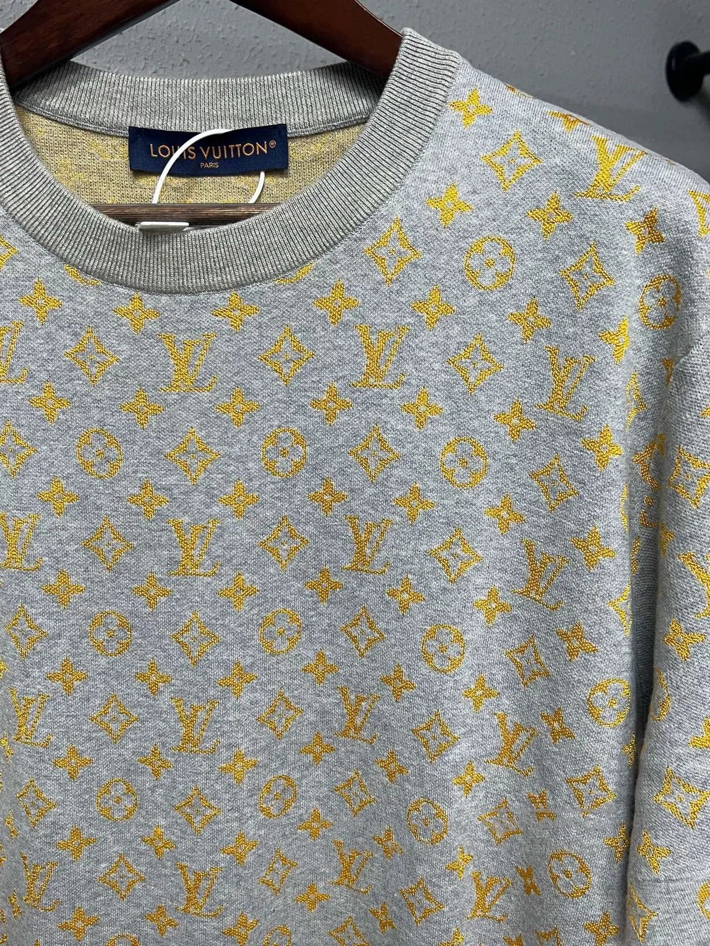 Louis Vuitton louis vuitton knit short sleeve shirt. Size US XL / EU 56 / 4 - 3 Thumbnail
