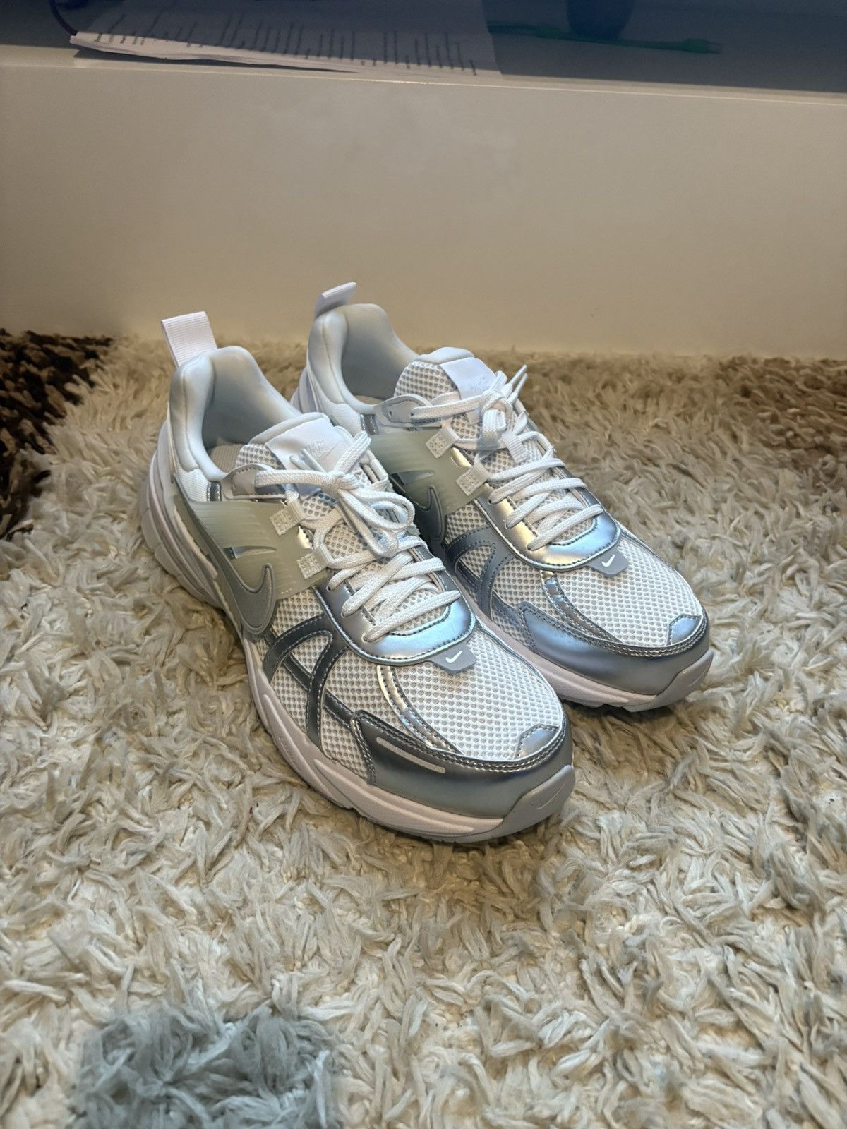 Nike Nike v2k runs Size US 9.5 / EU 42-43 - 1 Thumbnail