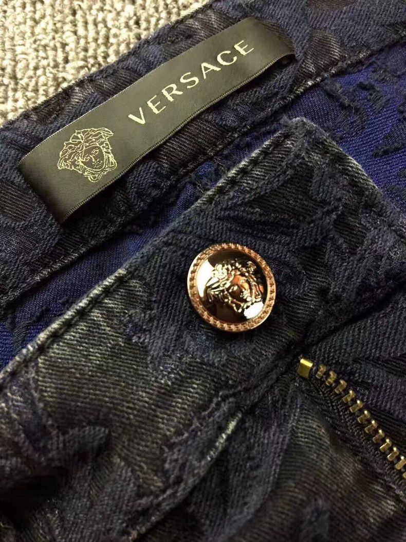 Versace Versace Medusa logo men's embossed jeans Size US 34 / EU 50 - 6 Thumbnail
