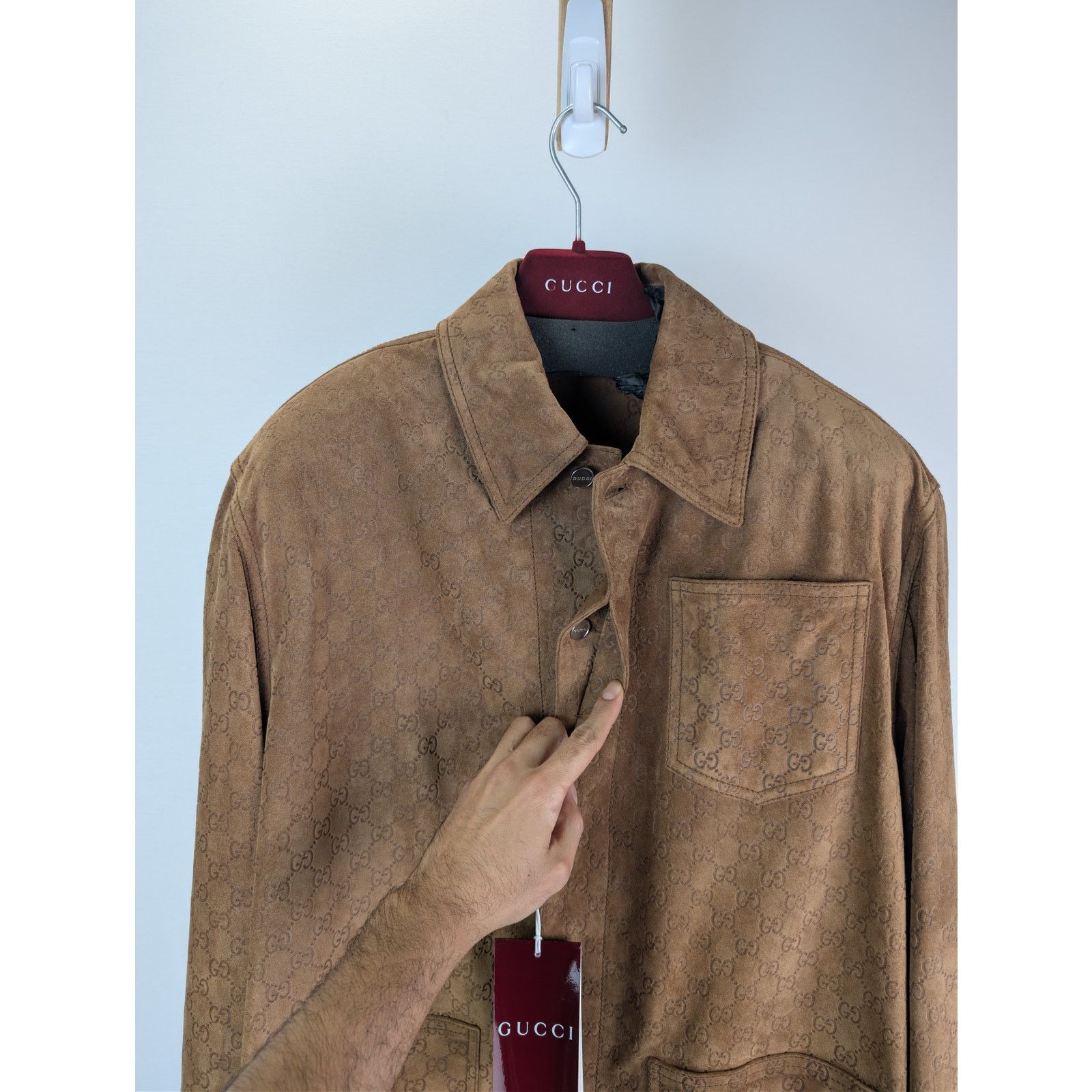 Gucci o1rshd1 Embossed GG Suede Jacket in Camel / Beige Size US M / EU 48-50 / 2 - 8 Thumbnail