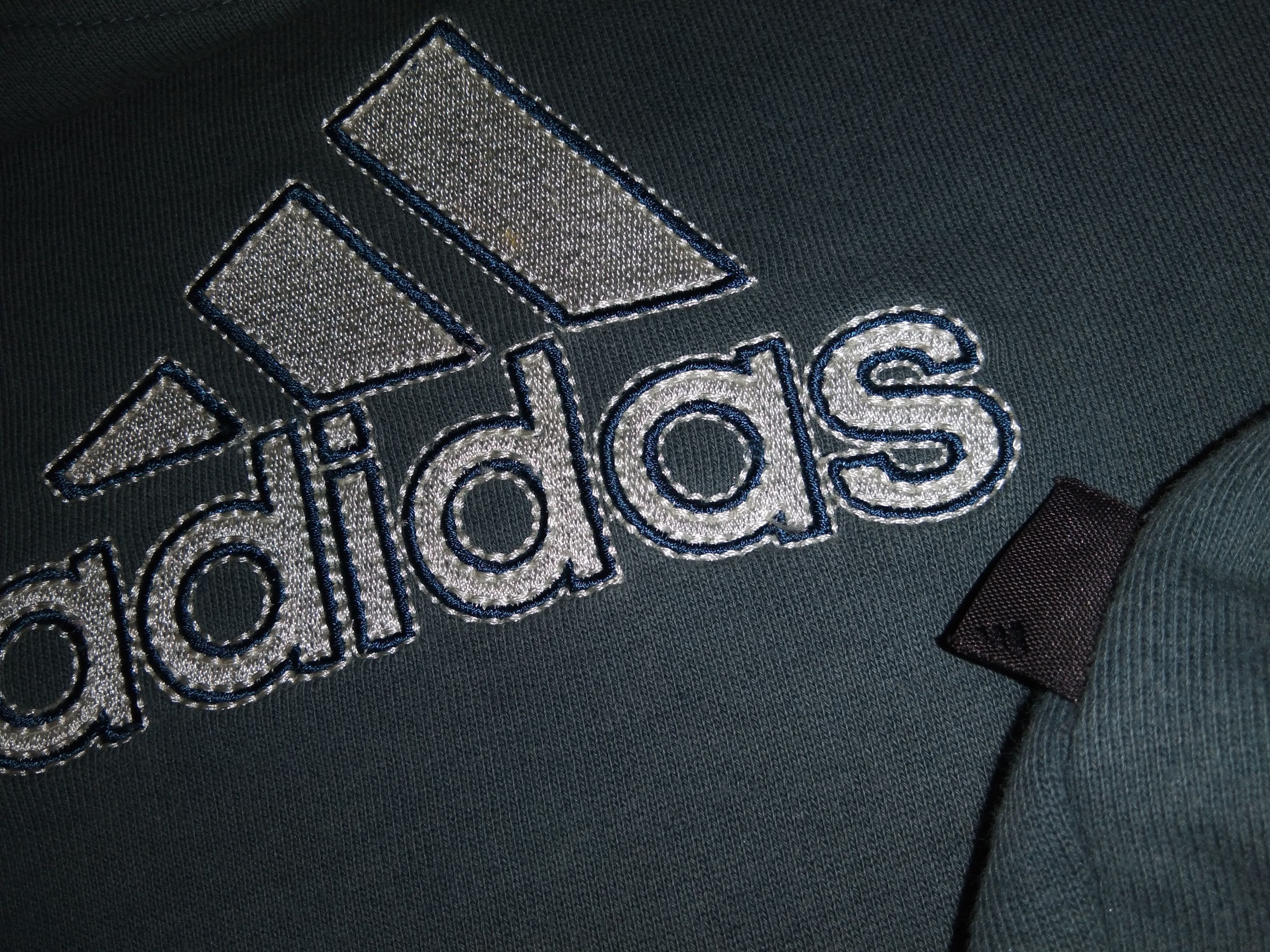 Adidas × Vintage VTG 2000s y2k Adidas Embroidered Sweatshirt Size US M / EU 48-50 / 2 - 4 Thumbnail