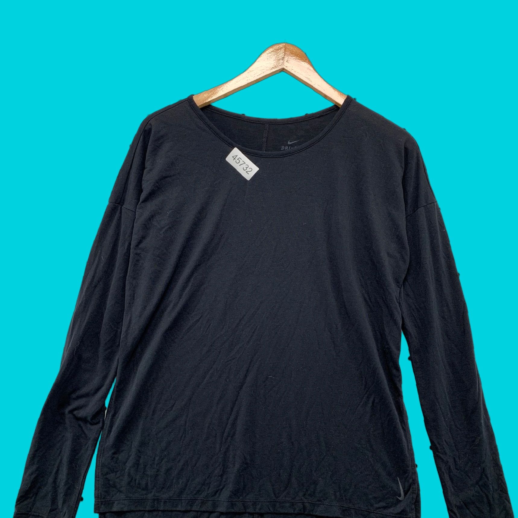 Nike Nike Active Shirt Womens Small Black Dri-Fit Long Sleeve Run Workout Size S / US 4 / IT 40 - 1 Thumbnail