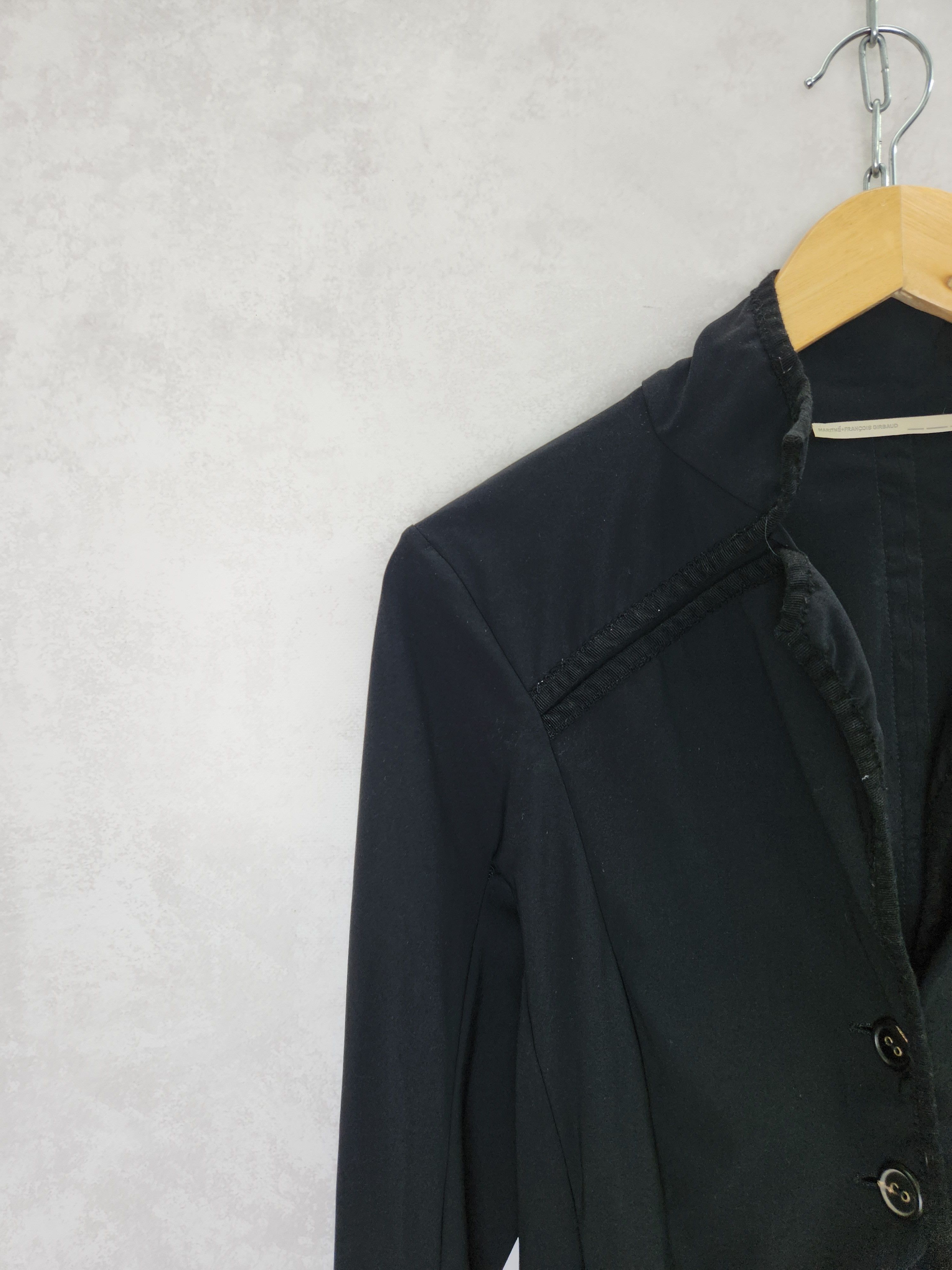 Marithe + Francois Girbaud Marithe Francois Girbaud nylon button ups black blazer Size S / US 4 / IT 40 - 5 Thumbnail
